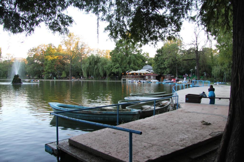 Central Park Bukareszt Zewnętrze zdjęcie